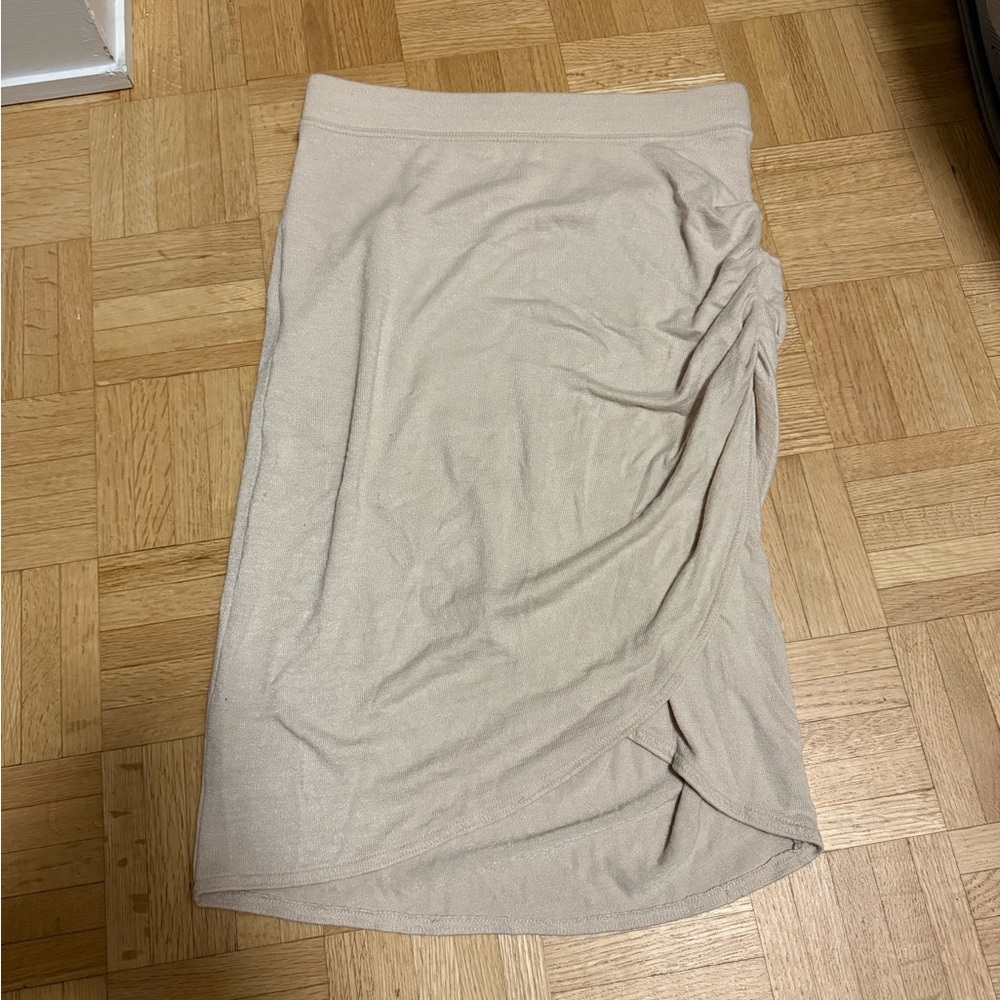 Wilfred Tan Midi Pencil Skirt with Ruched Detail